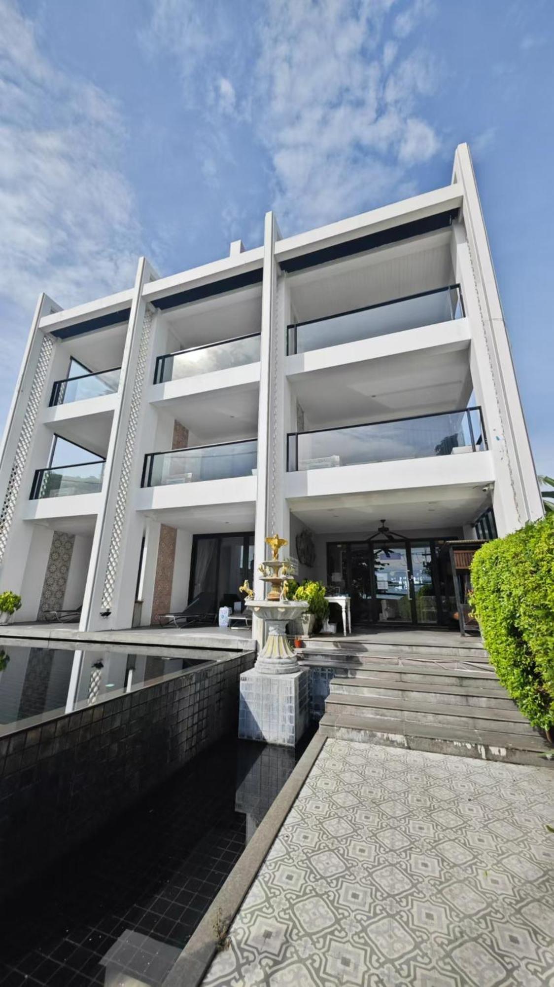 See Sea Villa Hotel Patong Экстерьер фото