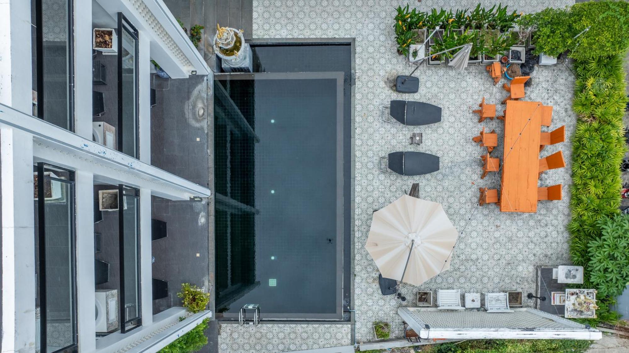 See Sea Villa Hotel Patong Экстерьер фото