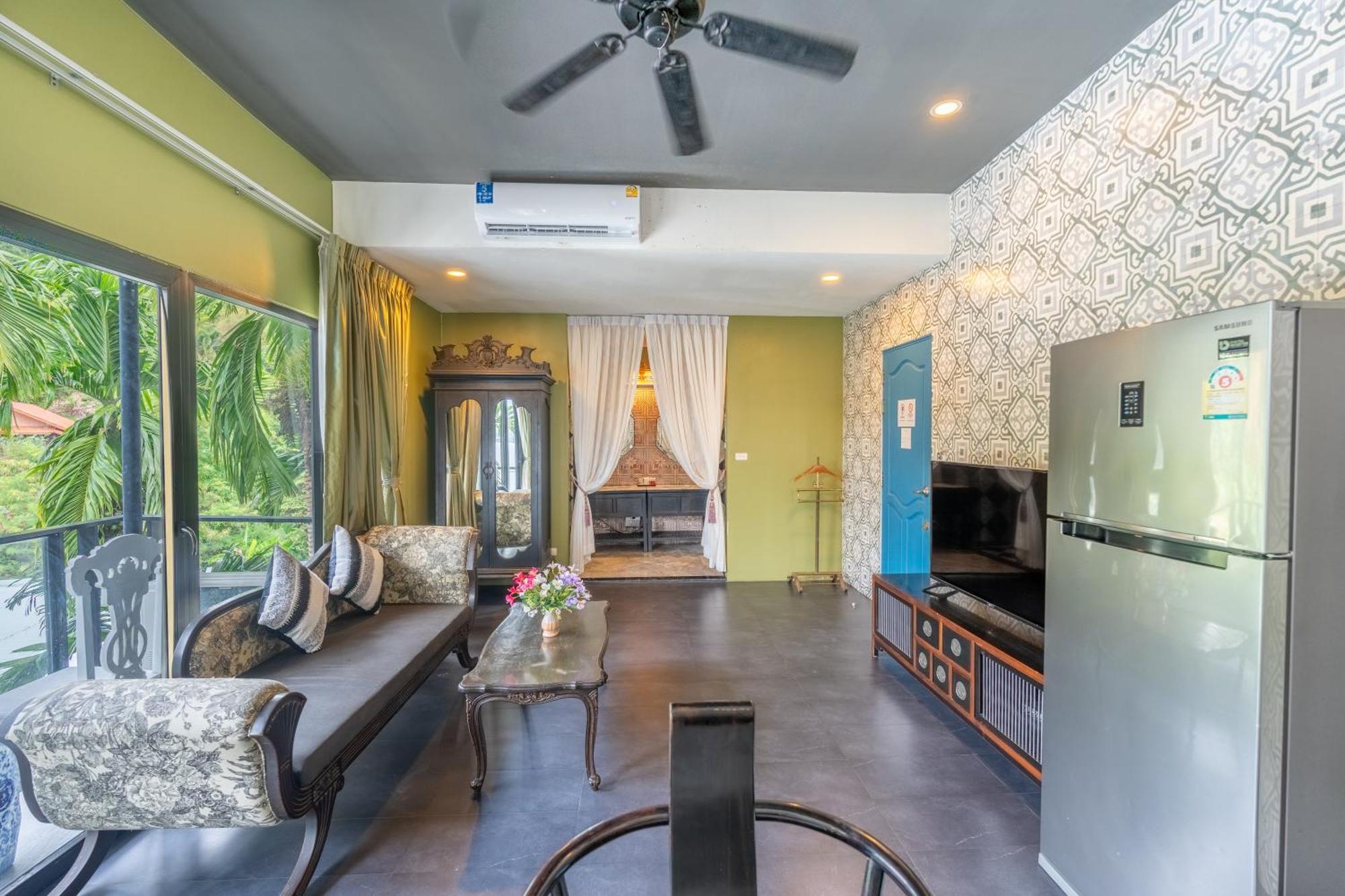 See Sea Villa Hotel Patong Экстерьер фото