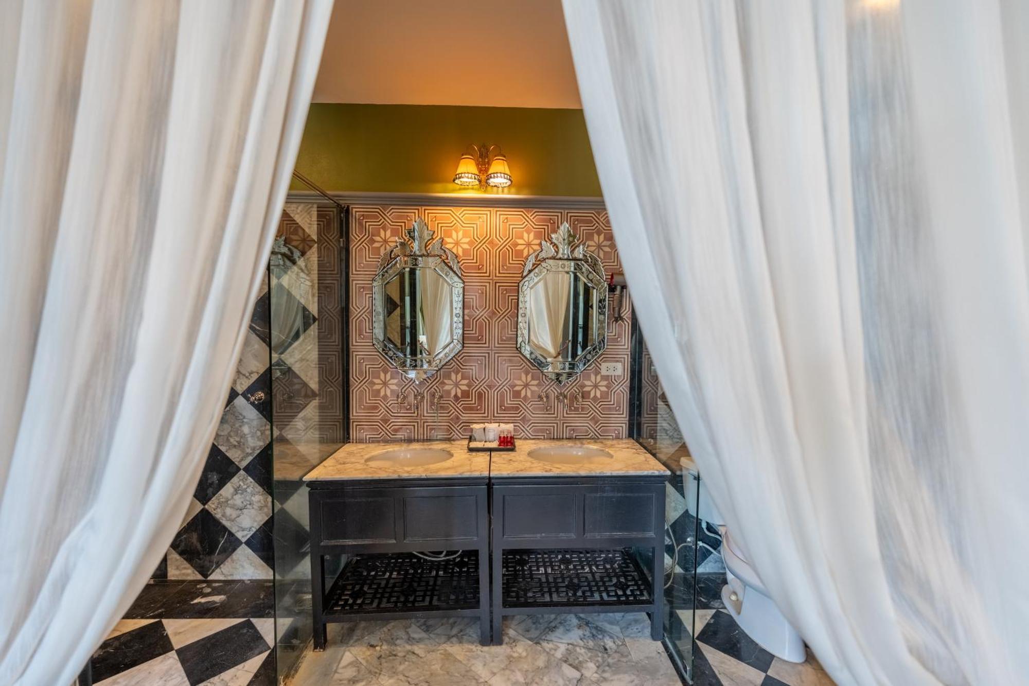 See Sea Villa Hotel Patong Экстерьер фото