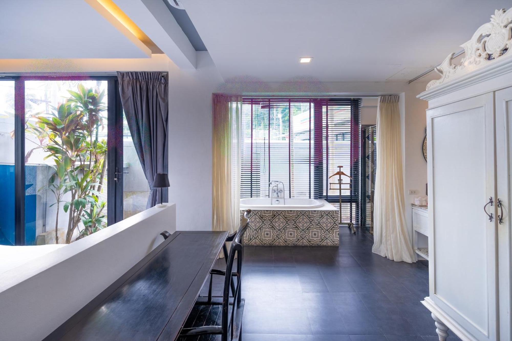 See Sea Villa Hotel Patong Экстерьер фото